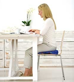 SISSEL® SIT SPECIAL 2 In 1 Cuscino Cuneo Con Federa Velour Antracite - -  Sedersi Sano - Dormire & Sedersi 